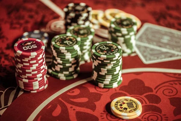 apik jitu In-Race Betting